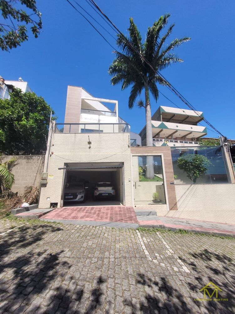 Casa, 3 quartos, 223 m² - Foto 1