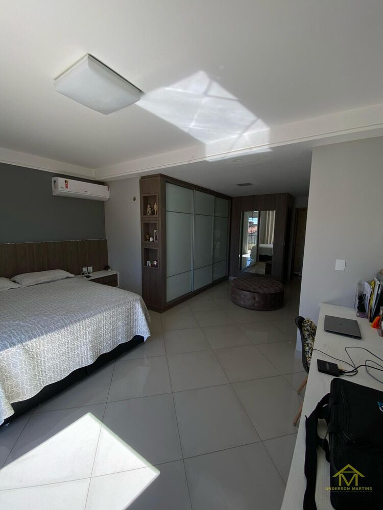 Casa, 3 quartos, 223 m² - Foto 4