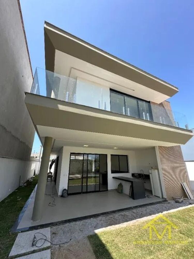 Casa à venda com 4 quartos, 322m² - Foto 2