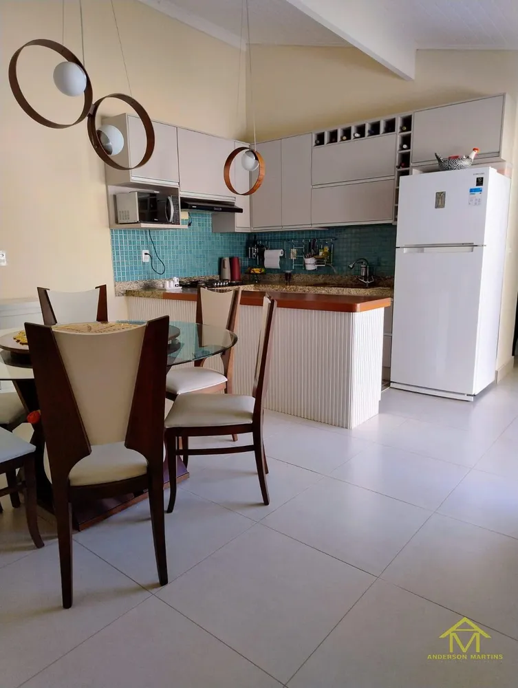 Casa, 3 quartos, 277 m² - Foto 3