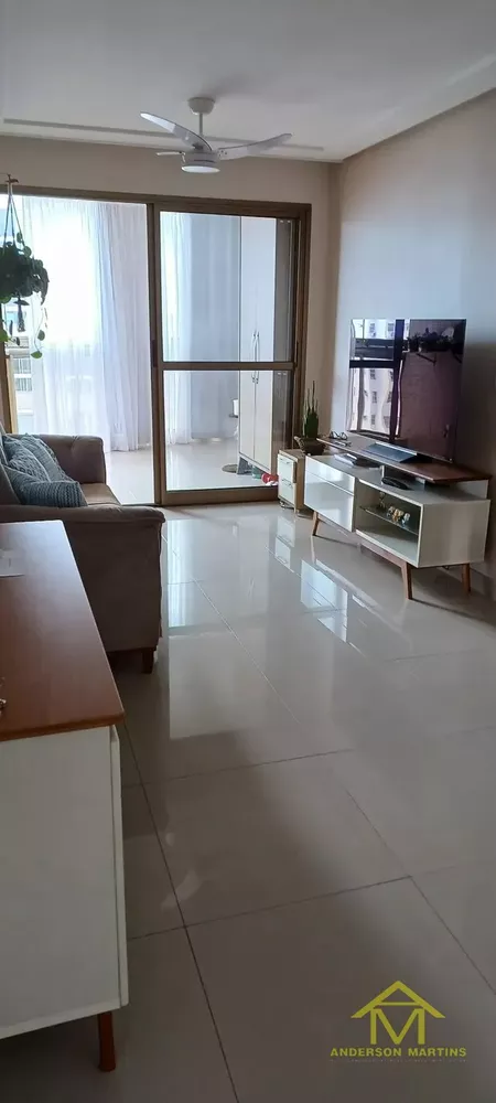 Apartamento à venda com 2 quartos, 75m² - Foto 1