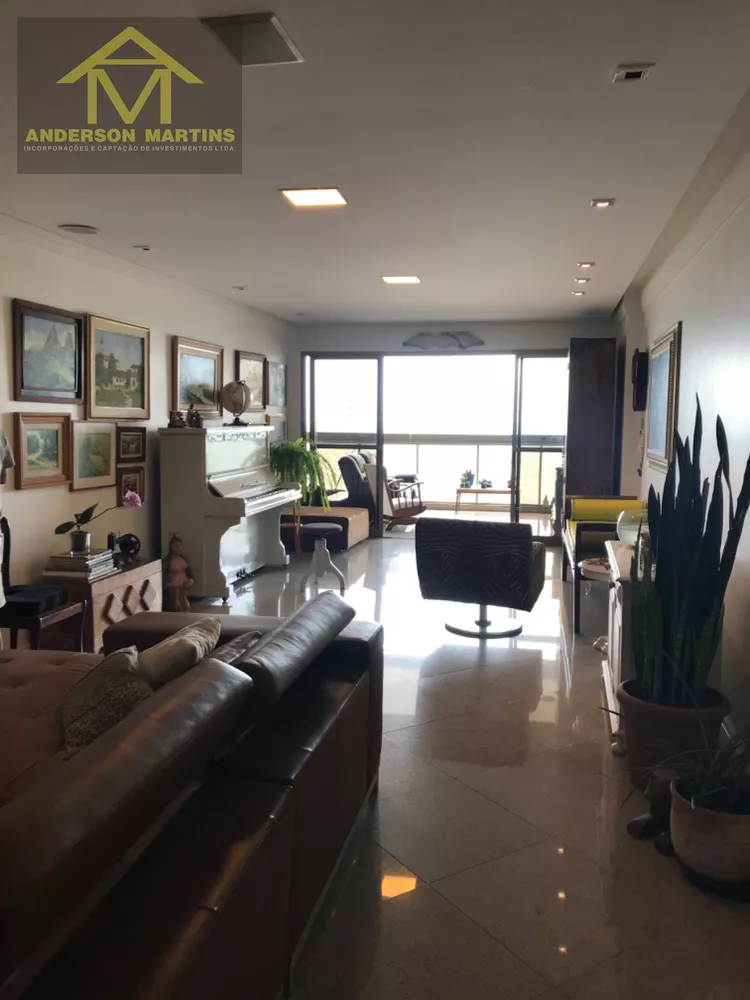 Apartamento à venda com 4 quartos, 240m² - Foto 3