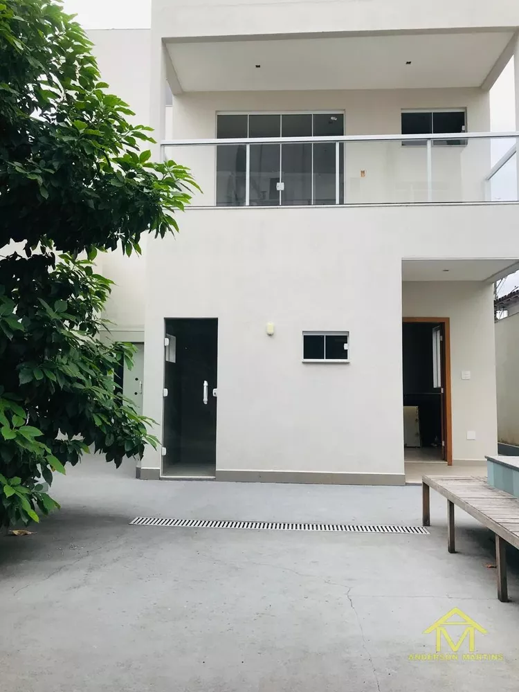 Casa, 3 quartos, 217 m² - Foto 9