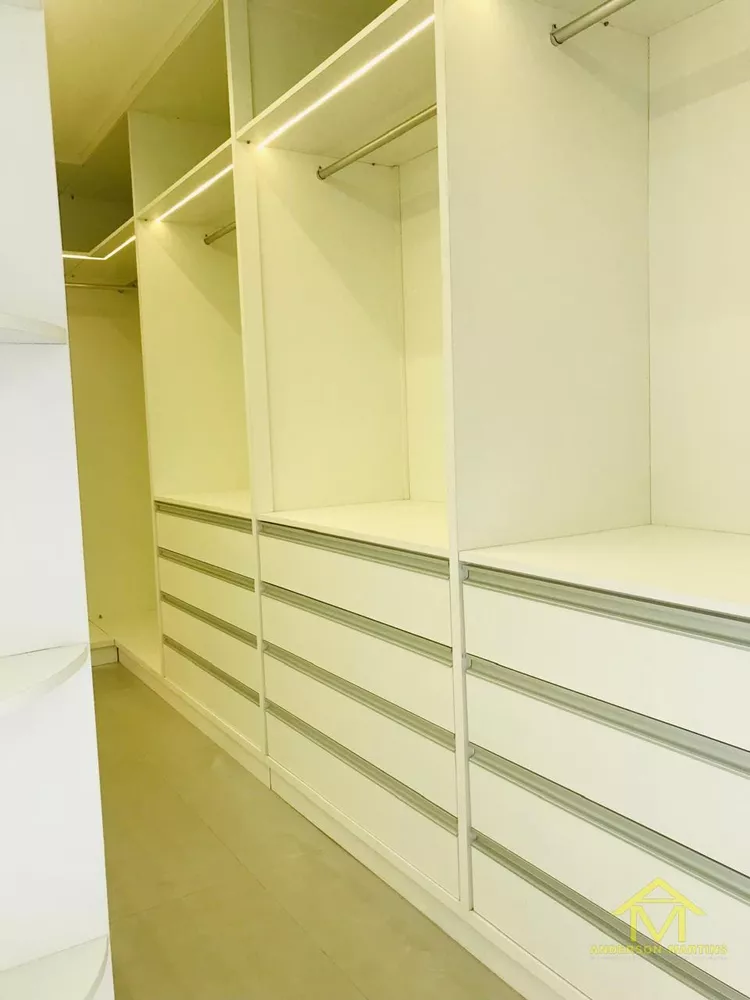 Casa, 3 quartos, 217 m² - Foto 17