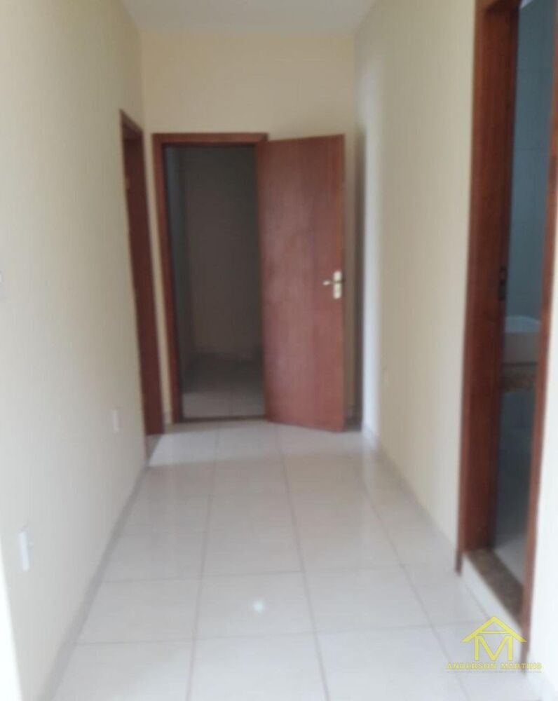 Casa à venda com 5 quartos, 200m² - Foto 14