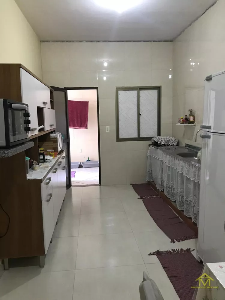 Casa, 4 quartos, 180 m² - Foto 1