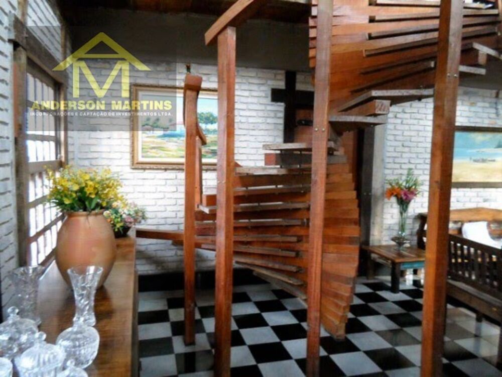 Casa à venda com 3 quartos, 800m² - Foto 7