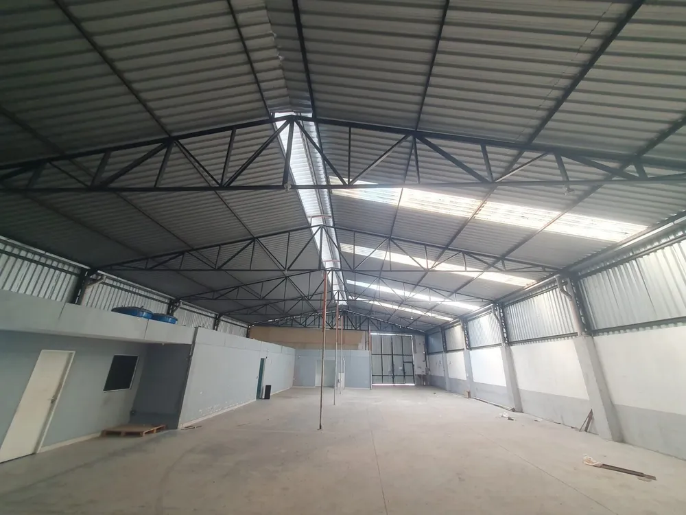 Depósito-Galpão, 658 m² - Foto 1