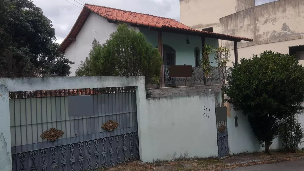 Casa à venda com 3 quartos, 160m² - Foto 1