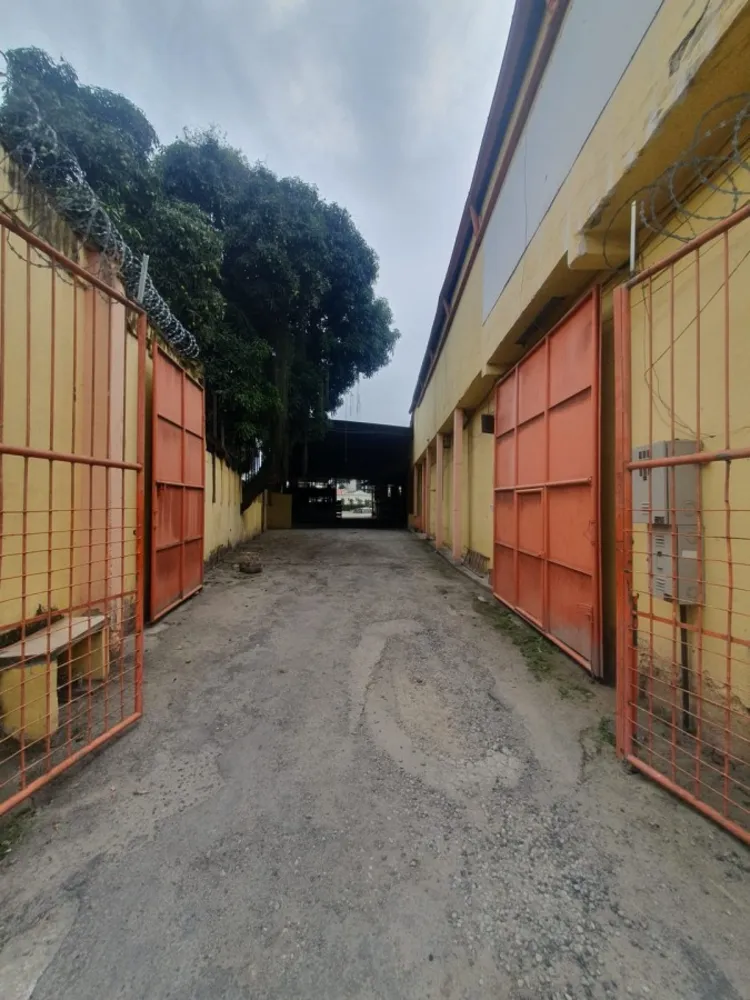Depósito-Galpão, 1393 m² - Foto 1