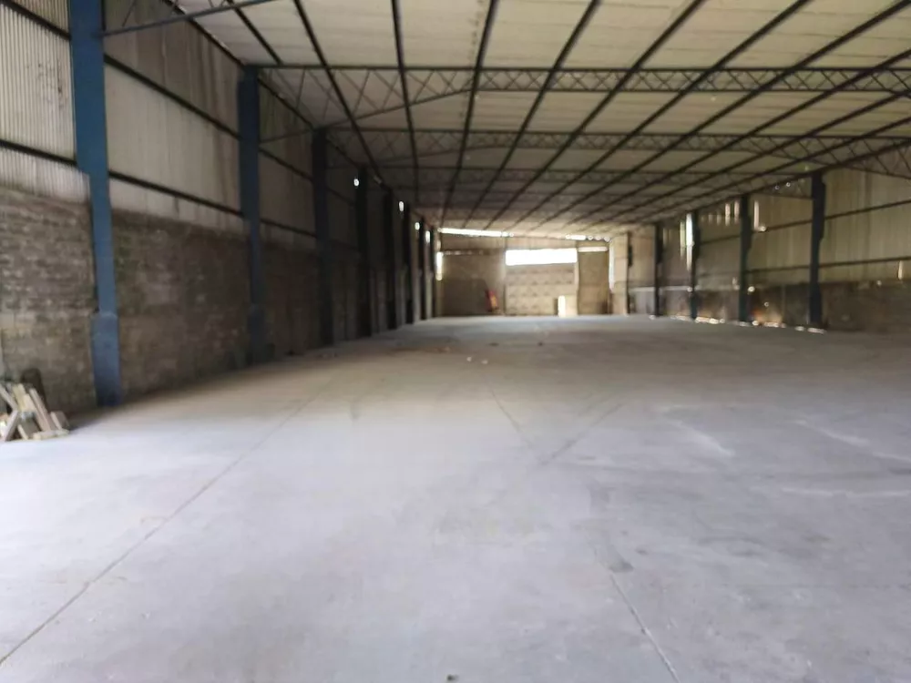 Depósito-Galpão, 1300 m² - Foto 1