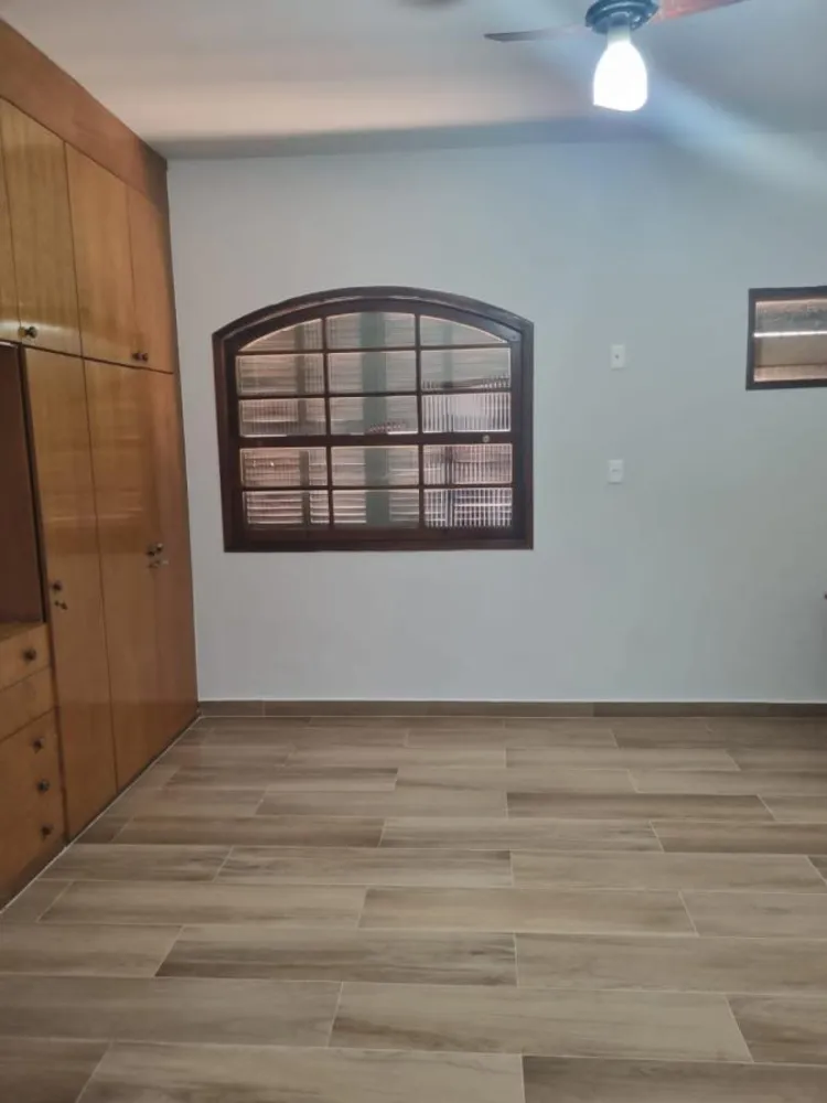 Casa, 4 quartos, 302 m² - Foto 52