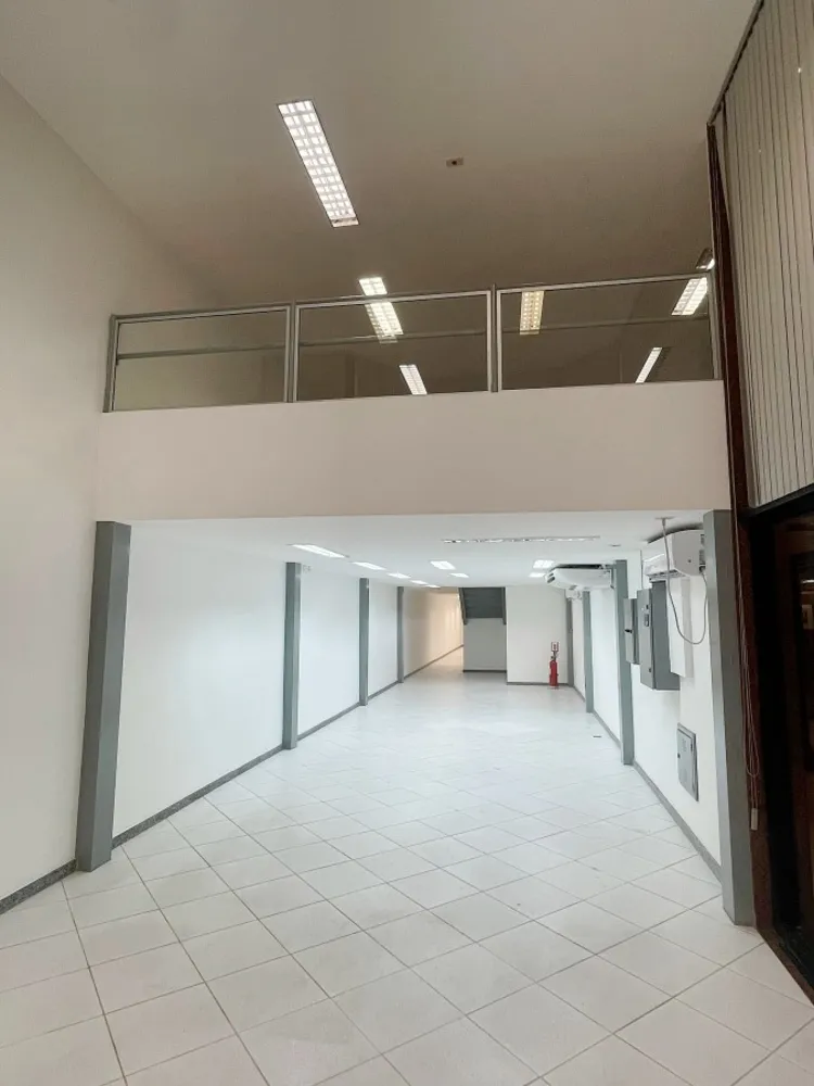 Loja-Salão, 208 m² - Foto 1