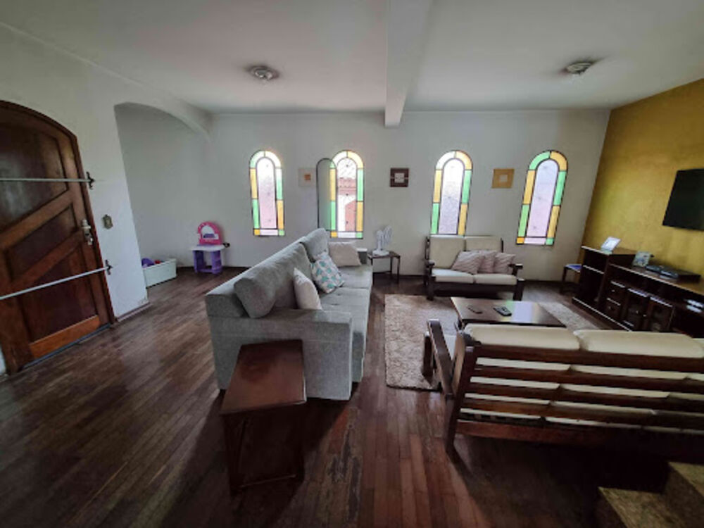 Sobrado, 3 quartos, 200 m² - Foto 1