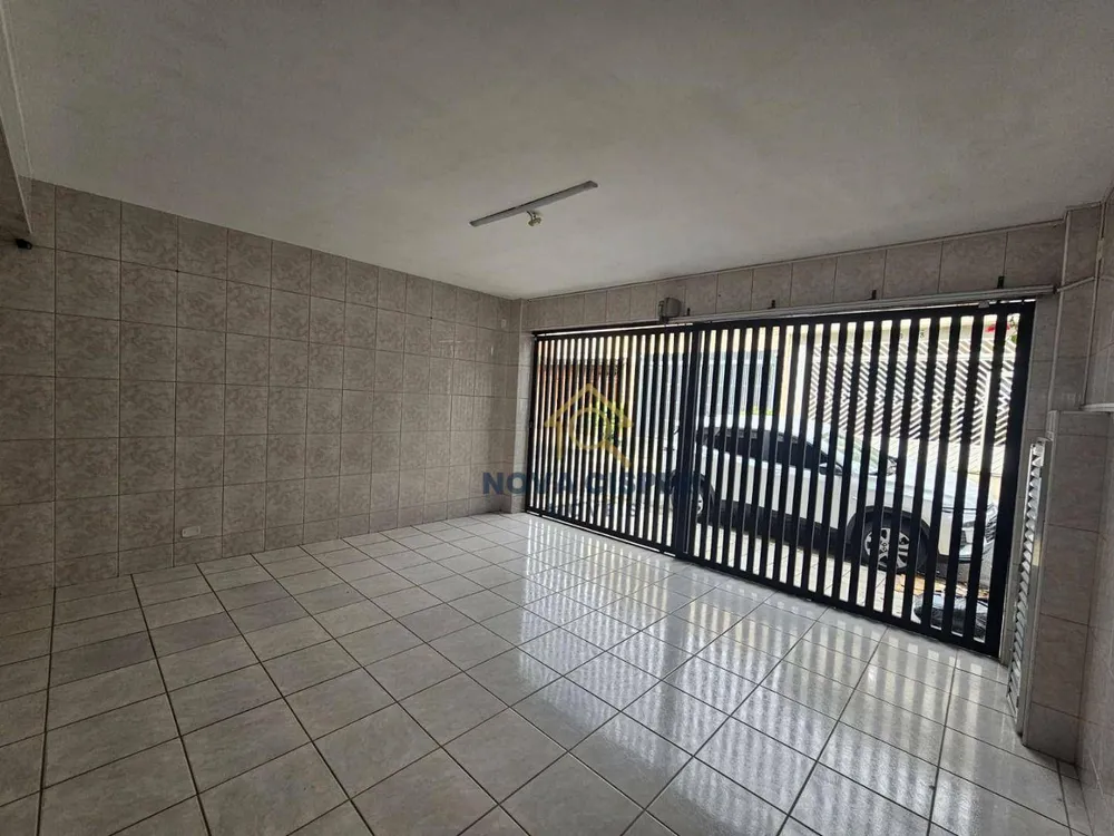 Sobrado, 3 quartos, 250 m² - Foto 1