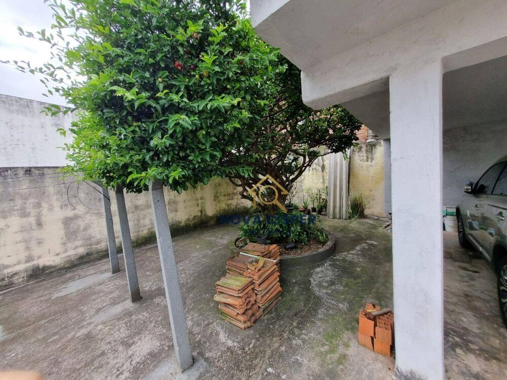 Sobrado, 3 quartos, 200 m² - Foto 2