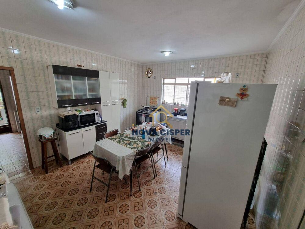 Sobrado, 3 quartos, 200 m² - Foto 3