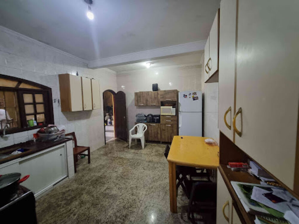 Casa, 3 quartos, 200 m² - Foto 14