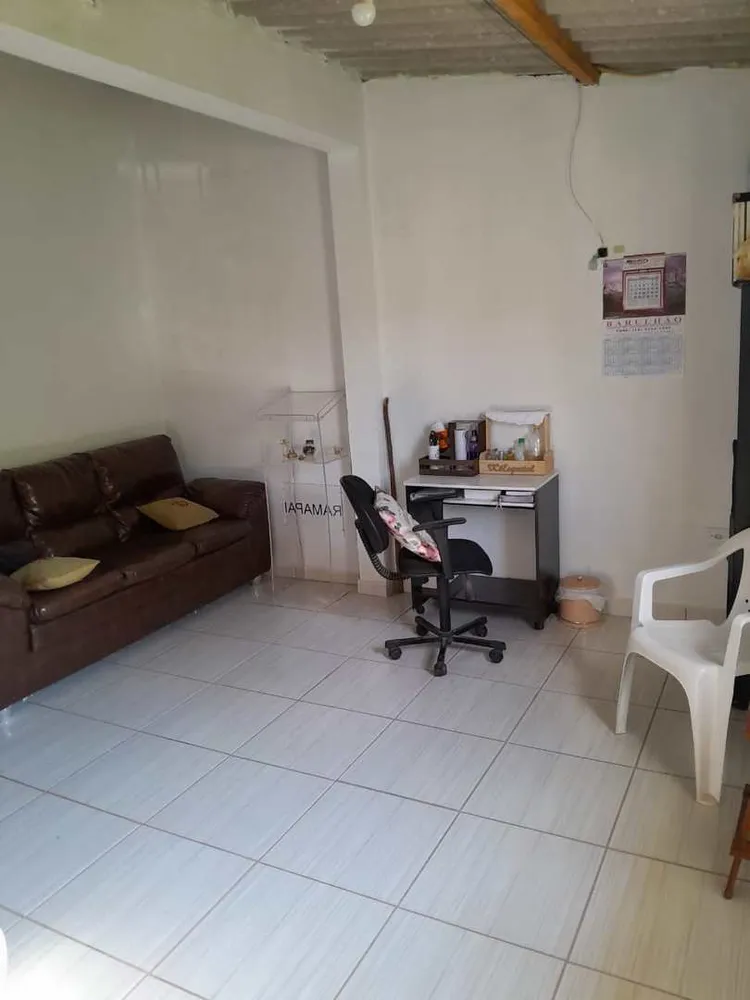 Chácara, 5 quartos, 1000 m² - Foto 4