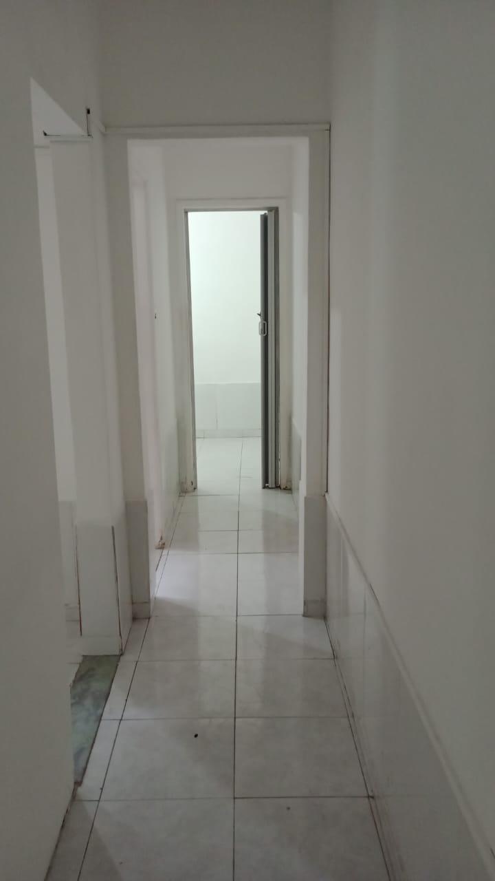 Apartamento para alugar com 2 quartos, 70m² - Foto 9