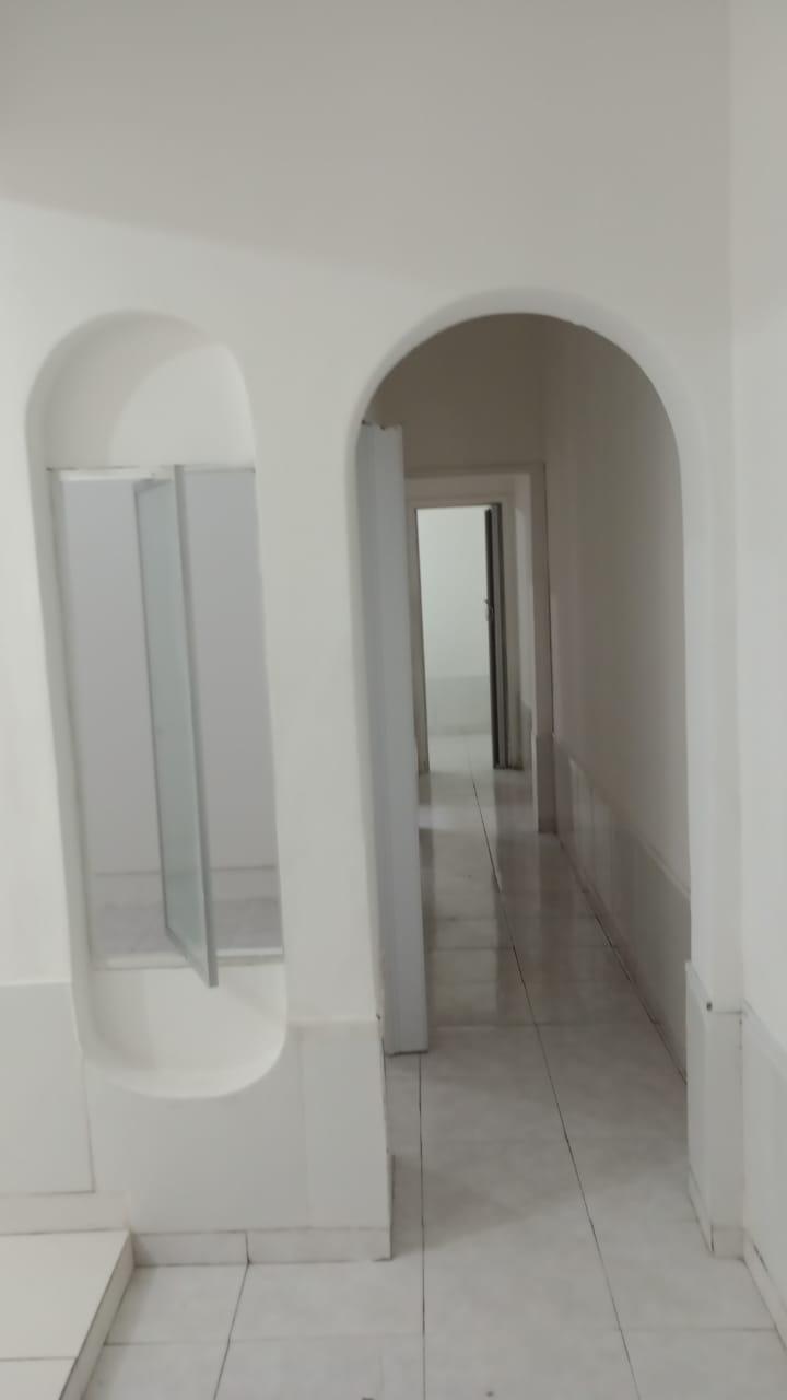 Apartamento para alugar com 2 quartos, 70m² - Foto 12