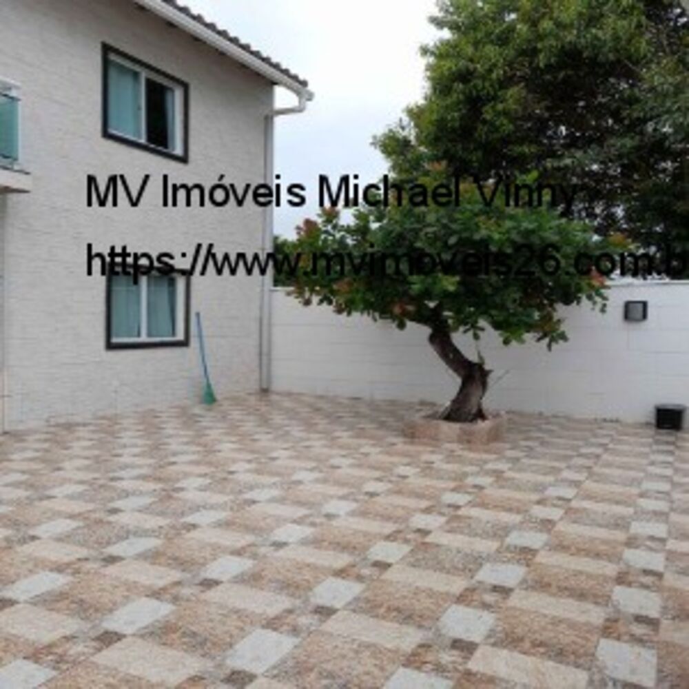 Casa à venda com 3 quartos - Foto 1
