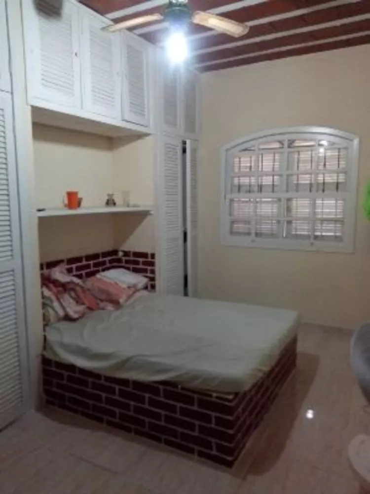 Casa, 4 quartos, 240 m² - Foto 17