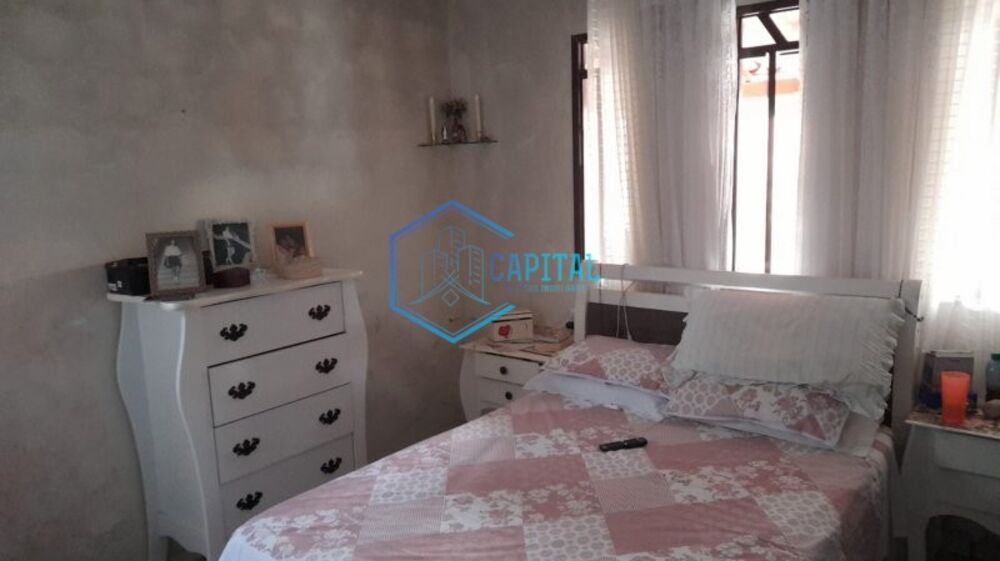 Casa, 3 quartos, 250 m² - Foto 3