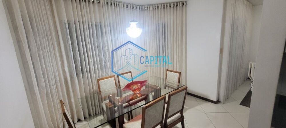 Casa à venda com 3 quartos, 184m² - Foto 4