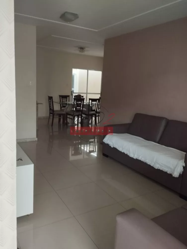 Casa de Condomínio à venda com 3 quartos, 223m² - Foto 4