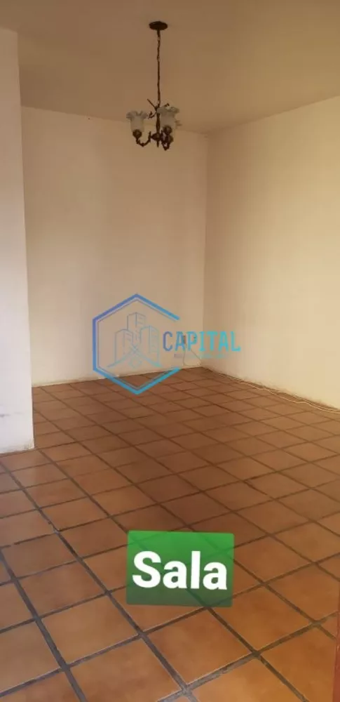 Casa à venda com 3 quartos, 298m² - Foto 4