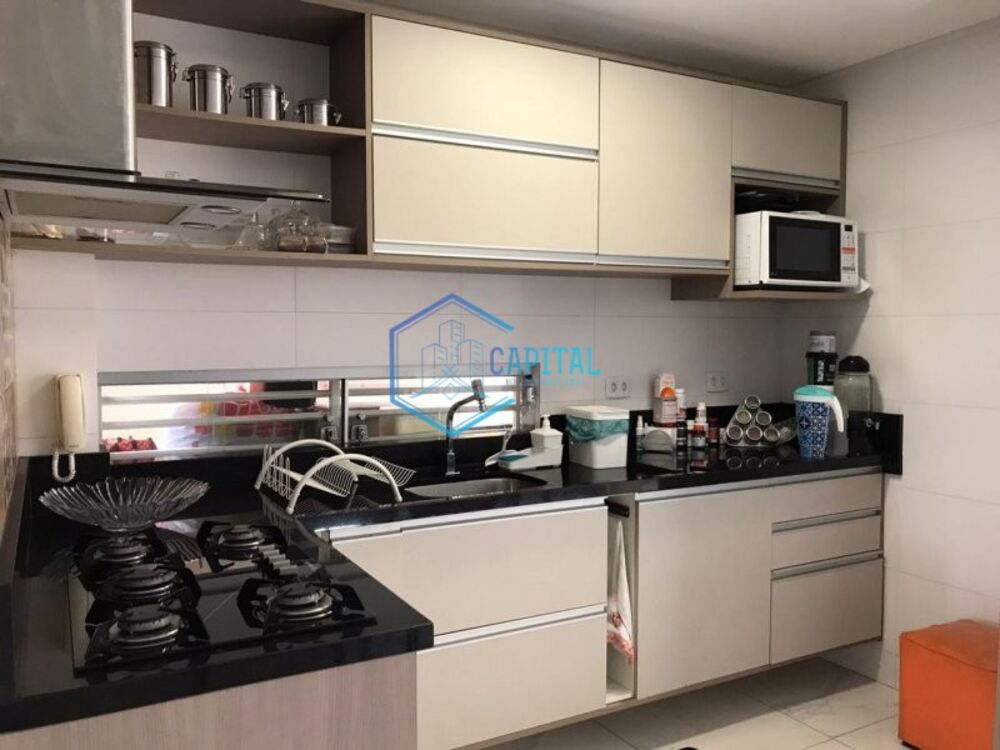 Casa, 3 quartos, 210 m² - Foto 2