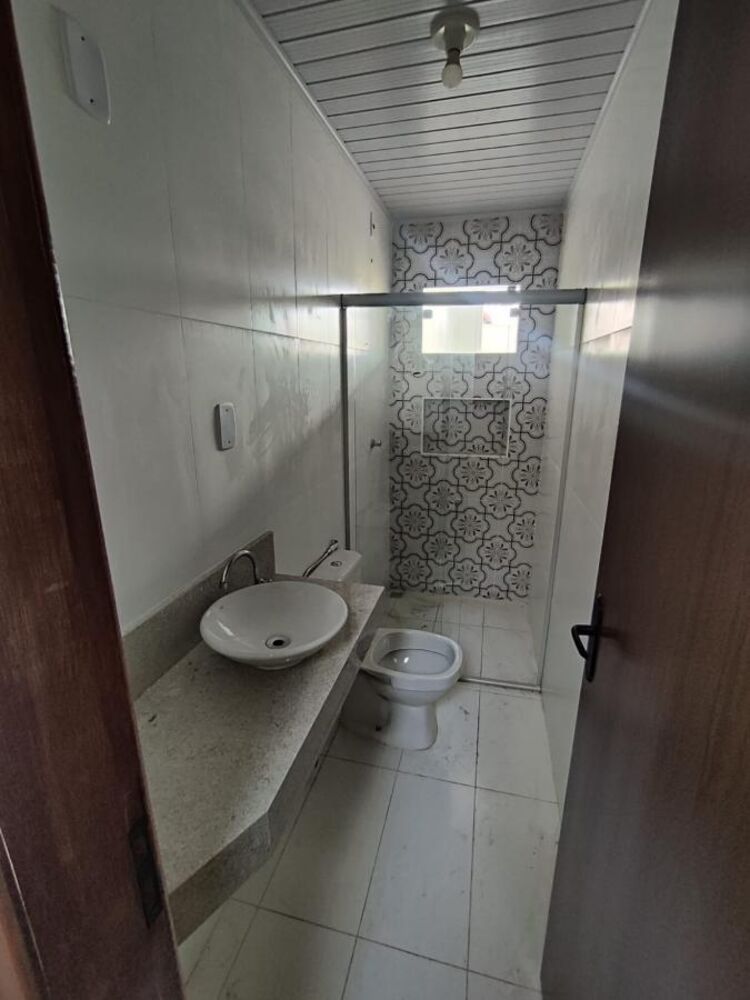 Casa para alugar com 2 quartos, 200m² - Foto 4