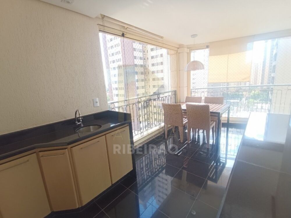 Apartamento, 3 quartos, 180 m² - Foto 1
