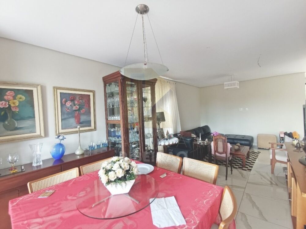 Casa, 3 quartos, 268 m² - Foto 6