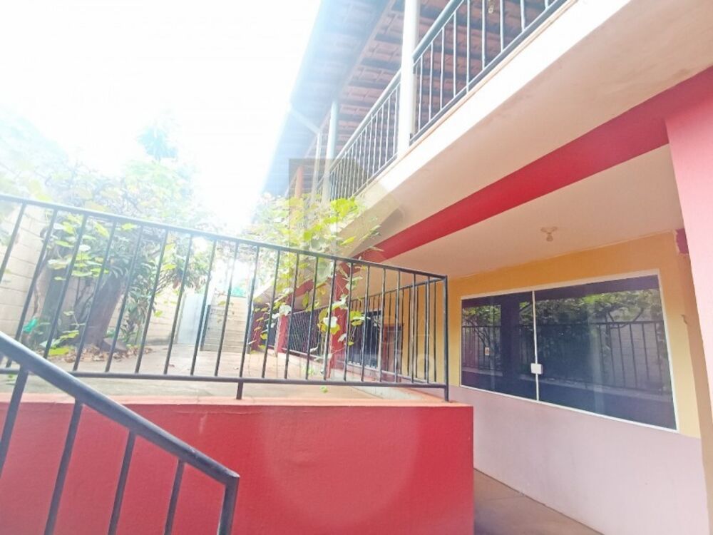 Prédio Inteiro para alugar, 467m² - Foto 2