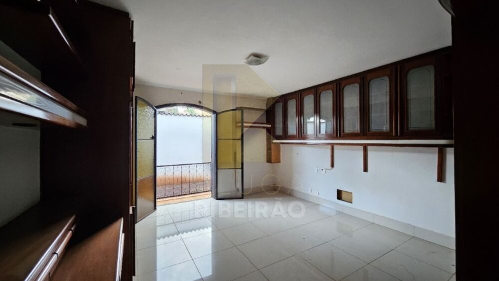 Prédio Inteiro para alugar com 10 quartos, 811m² - Foto 34