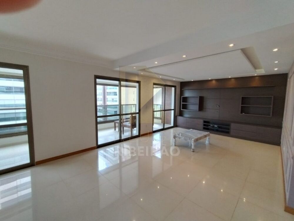 Apartamento, 3 quartos, 195 m² - Foto 2