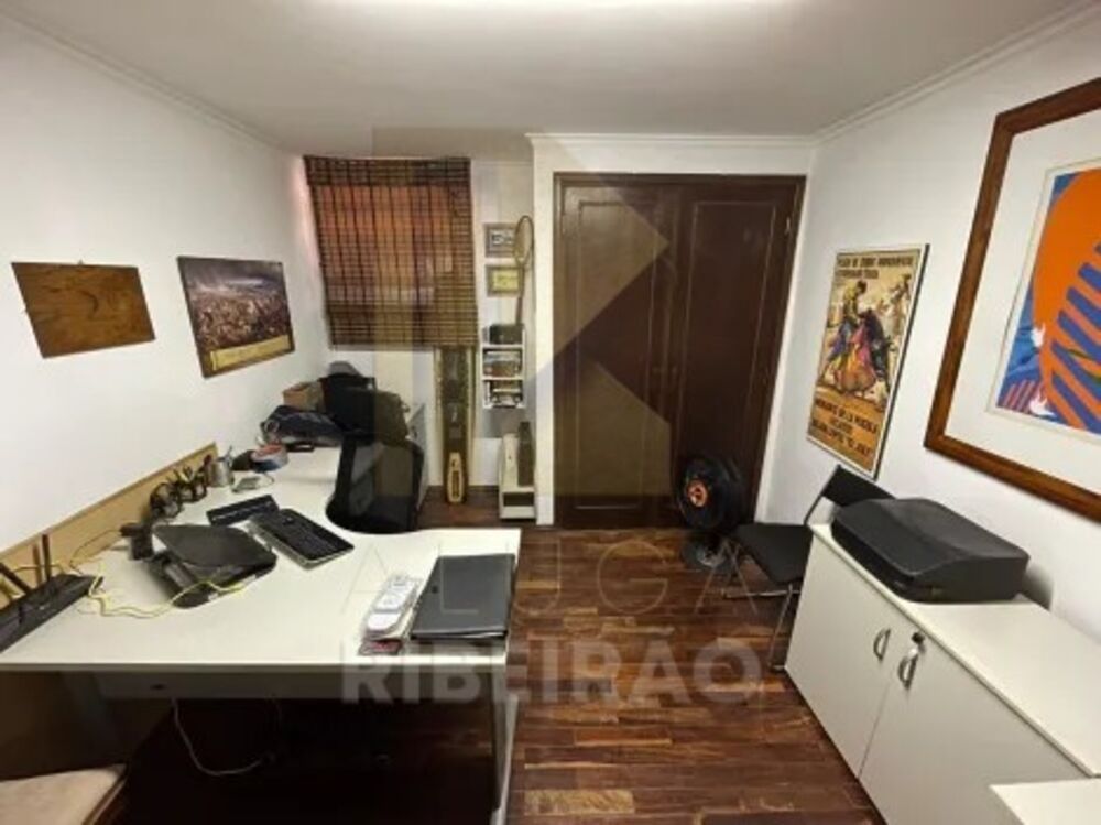 Casa para alugar com 5 quartos, 298m² - Foto 32
