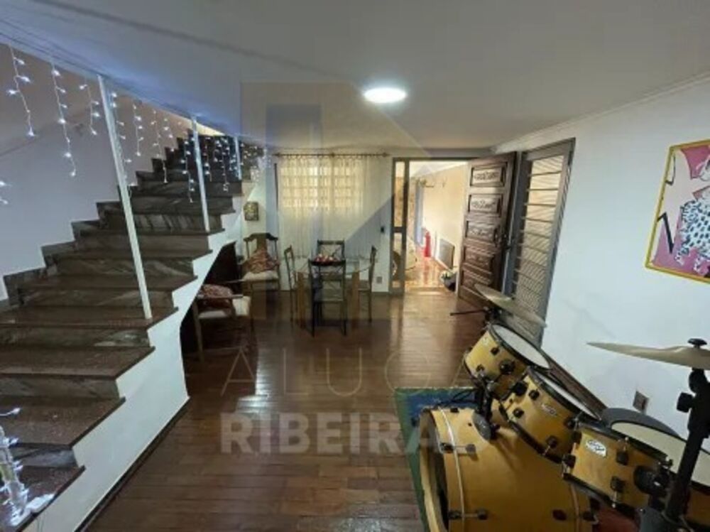 Casa para alugar com 5 quartos, 298m² - Foto 5