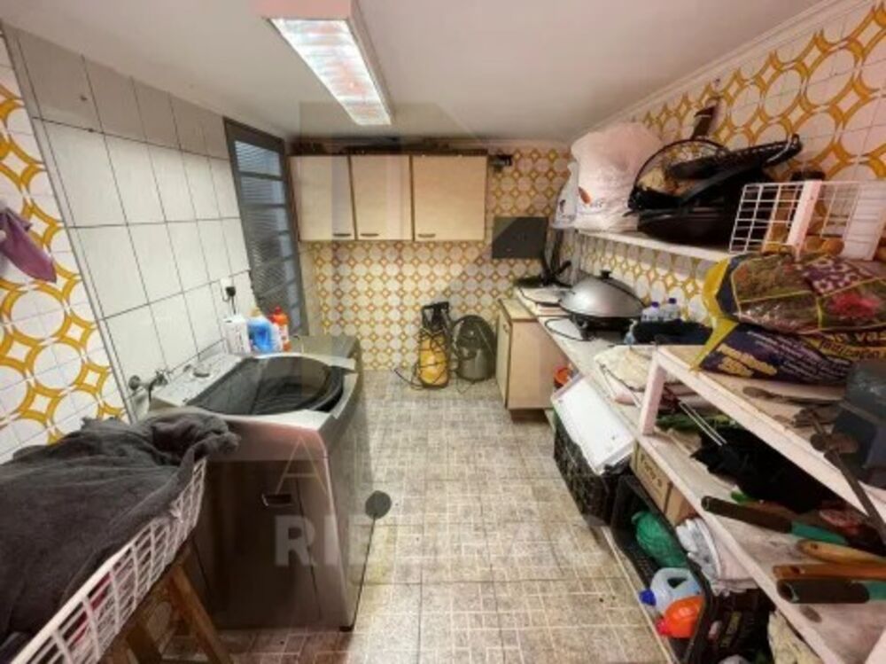 Casa para alugar com 5 quartos, 298m² - Foto 28