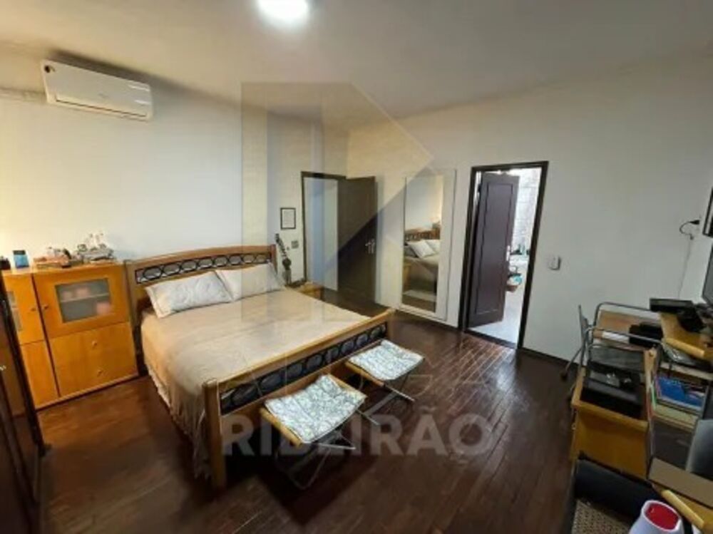 Casa para alugar com 5 quartos, 298m² - Foto 17