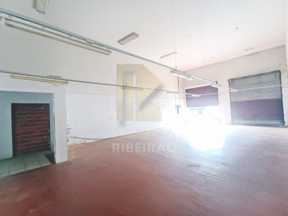 Prédio Inteiro, 200 m² - Foto 1