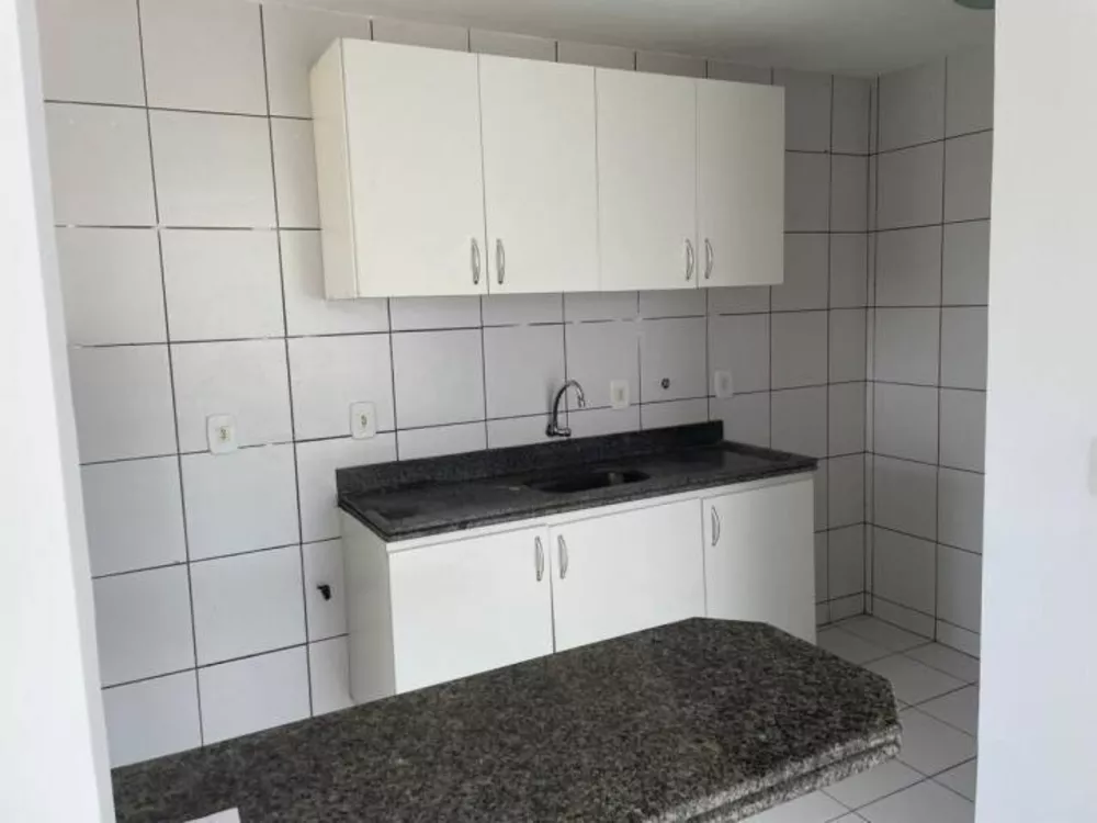 Apartamento à venda com 3 quartos, 76m² - Foto 4