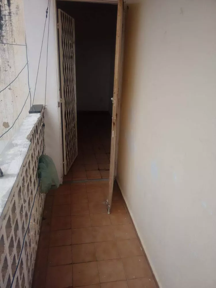 Apartamento à venda com 3 quartos, 60m² - Foto 2