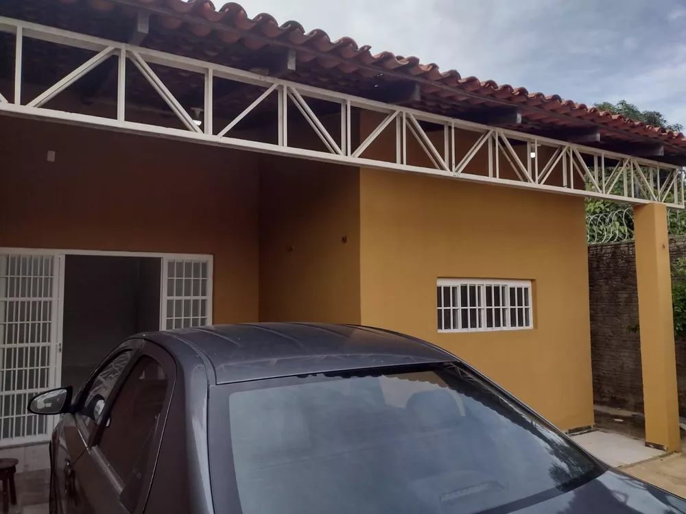 Casa à venda com 3 quartos, 90m² - Foto 2