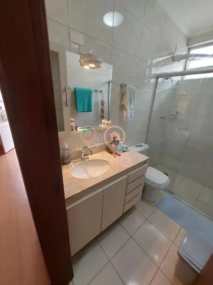Casa, 5 quartos, 240 m² - Foto 11