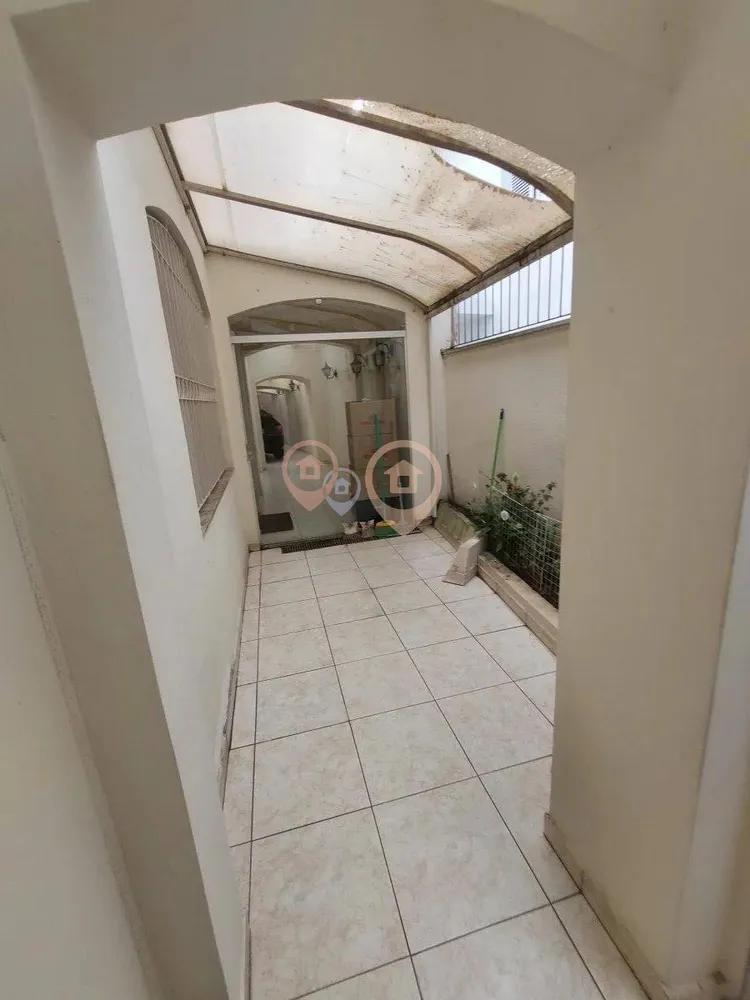 Casa, 5 quartos, 240 m² - Foto 14
