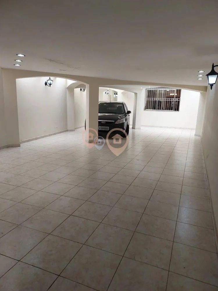 Casa, 5 quartos, 240 m² - Foto 1