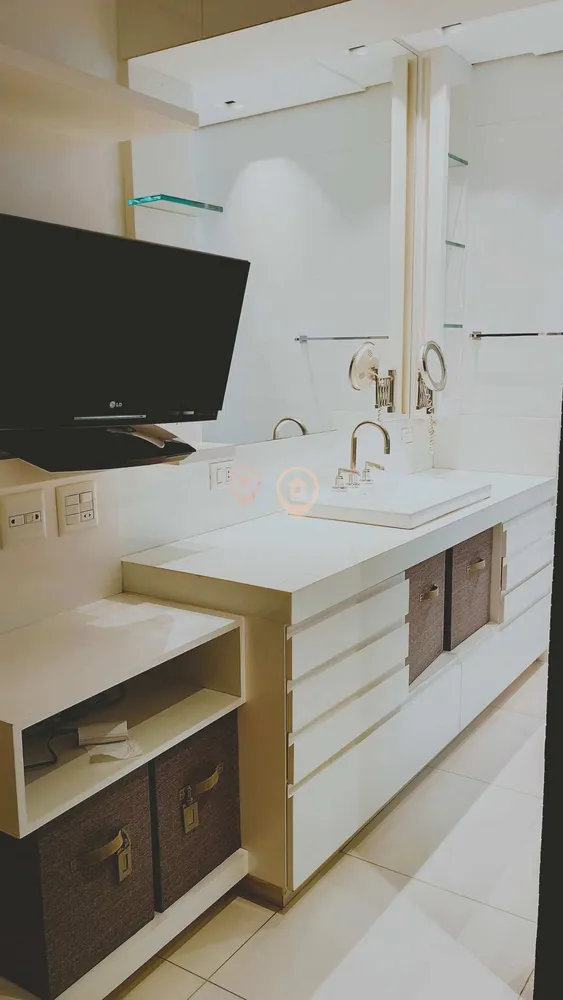 Apartamento, 3 quartos, 230 m² - Foto 3